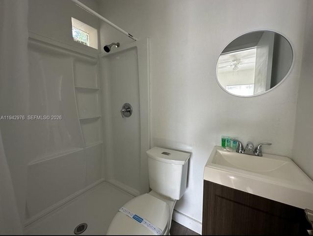 406 Foster Rd, Hallandale Beach, FL 33009