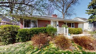 2624 McCoy Way, Louisville, KY 40205