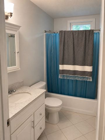 6 Adelaide Ter 2, Boston, MA 02130