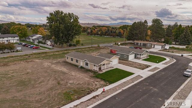 960 Cottage Lane, Blackfoot, ID 83221