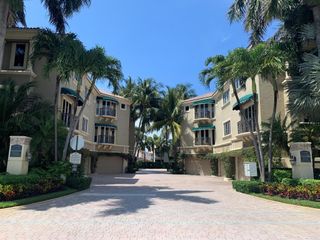 921 Osceola Drive 8, Boca Raton, FL 33432