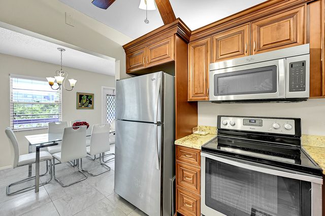 154 Upminster G 154, Deerfield Beach, FL 33442