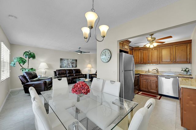 154 Upminster G 154, Deerfield Beach, FL 33442