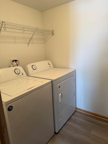 4124 Dobbins Street, Plano, IL 60545