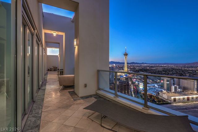 2700 Las Vegas Boulevard 4304, Las Vegas, NV 89109