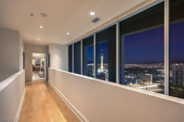 2700 Las Vegas Boulevard 4304, Las Vegas, NV 89109