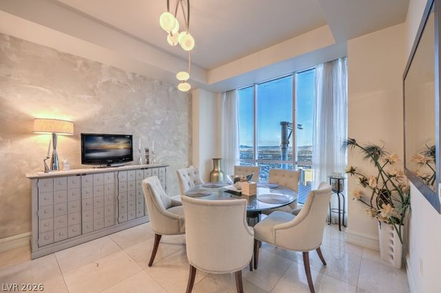 2700 Las Vegas Boulevard 4304, Las Vegas, NV 89109