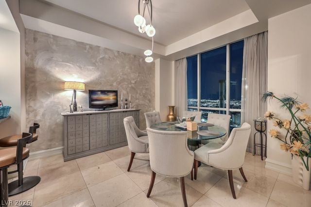 2700 Las Vegas Boulevard 4304, Las Vegas, NV 89109