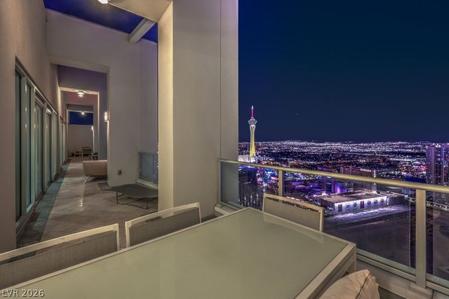 2700 Las Vegas Boulevard 4304, Las Vegas, NV 89109