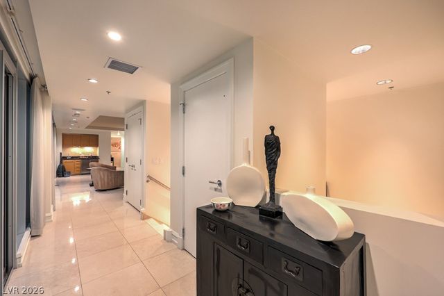 2700 Las Vegas Boulevard 4304, Las Vegas, NV 89109
