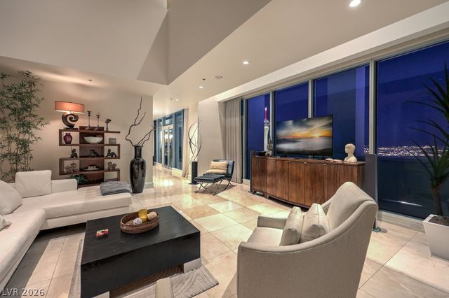 2700 Las Vegas Boulevard 4304, Las Vegas, NV 89109