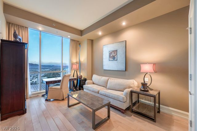 2700 Las Vegas Boulevard 4304, Las Vegas, NV 89109
