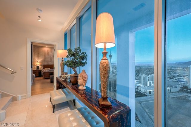 2700 Las Vegas Boulevard 4304, Las Vegas, NV 89109