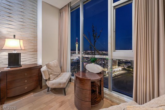 2700 Las Vegas Boulevard 4304, Las Vegas, NV 89109