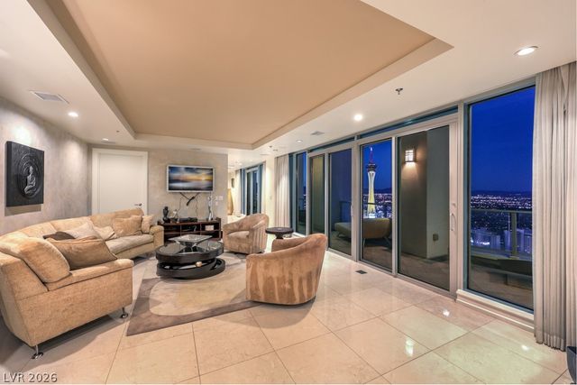 2700 Las Vegas Boulevard 4304, Las Vegas, NV 89109