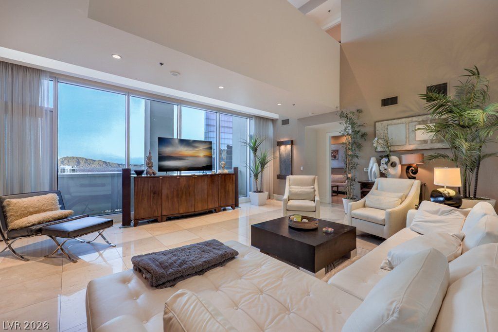 2700 Las Vegas Boulevard 4304, Las Vegas, NV 89109 — photo 4