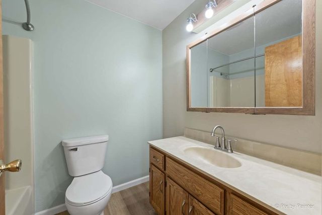 1045 Linda Lane, Lake Holiday, IL 60548