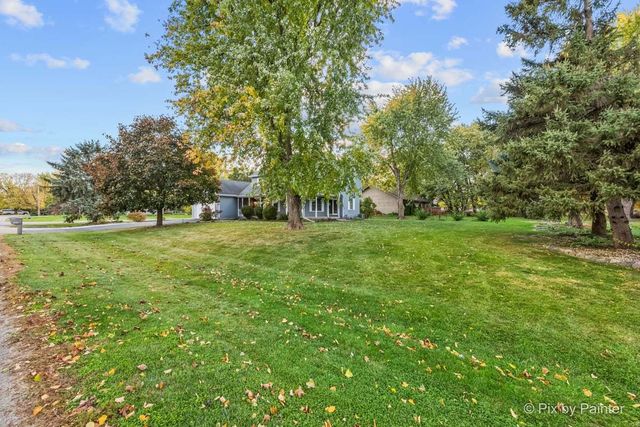 1045 Linda Lane, Lake Holiday, IL 60548
