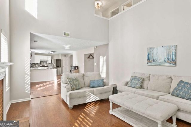 2828 Amhurst Way NW, Kennesaw, GA 30144