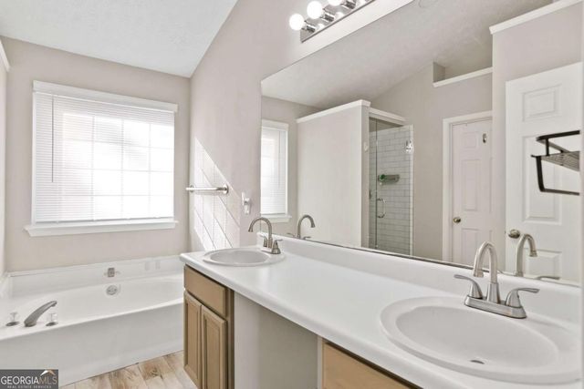 2828 Amhurst Way NW, Kennesaw, GA 30144