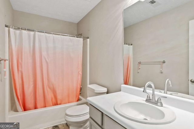 2828 Amhurst Way NW, Kennesaw, GA 30144