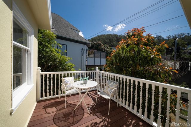 475 Ulloa Street, San Francisco, CA 94127