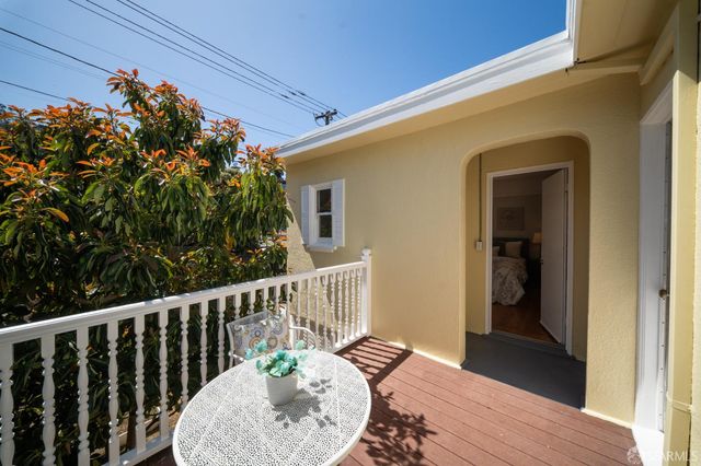 475 Ulloa Street, San Francisco, CA 94127