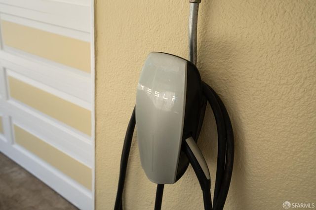 475 Ulloa Street, San Francisco, CA 94127