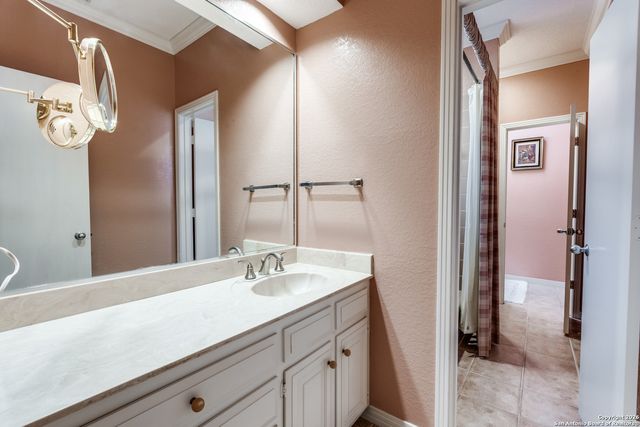 7801 Timber Top, Fair Oaks Ranch, TX 78015