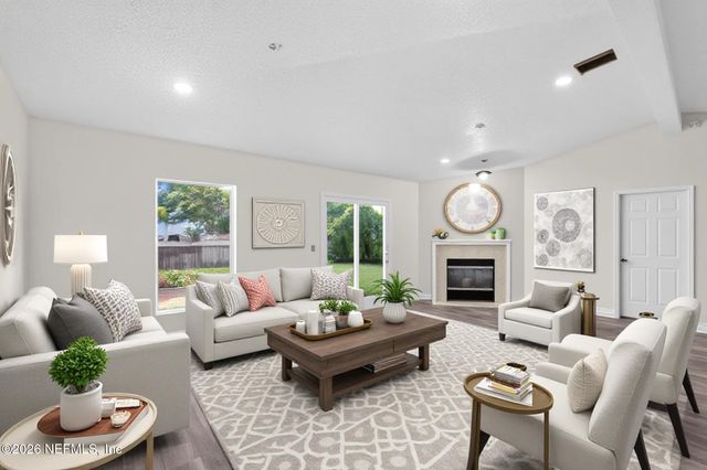 6941 PLEASURE Way, Jacksonville, FL 32244