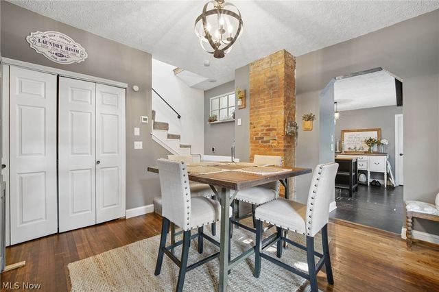 464 Stewart Avenue, Columbus, OH 43206