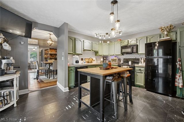 464 Stewart Avenue, Columbus, OH 43206