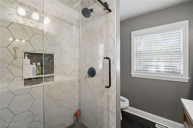464 Stewart Avenue, Columbus, OH 43206