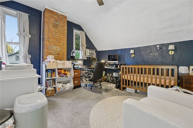 464 Stewart Avenue, Columbus, OH 43206