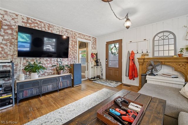 464 Stewart Avenue, Columbus, OH 43206