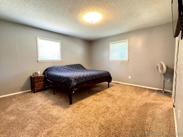 19338 W Dojaro Road, Park Hill, OK 74451