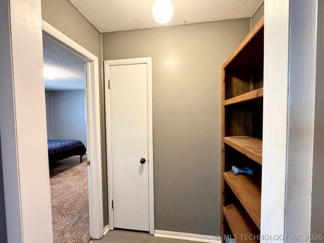 19338 W Dojaro Road, Park Hill, OK 74451