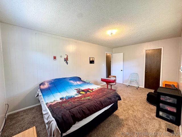 19338 W Dojaro Road, Park Hill, OK 74451