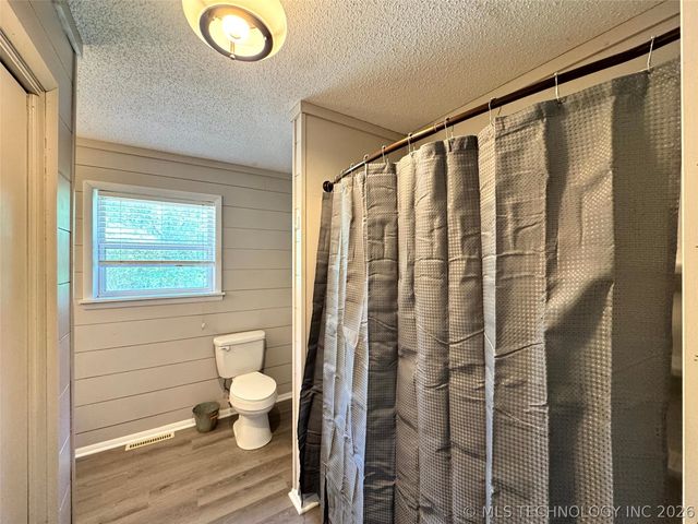 19338 W Dojaro Road, Park Hill, OK 74451