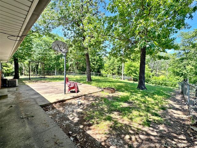 19338 W Dojaro Road, Park Hill, OK 74451