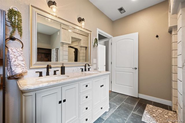 8519 Gold Peak Drive G, Highlands Ranch, CO 80130