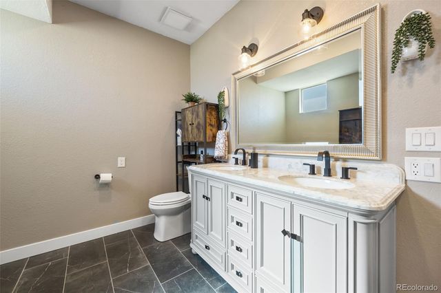 8519 Gold Peak Drive G, Highlands Ranch, CO 80130
