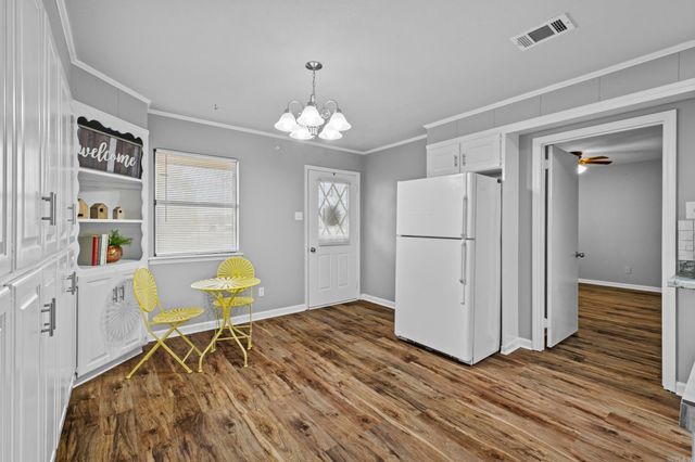 1319 E Republican Road, Jacksonville, AR 72076