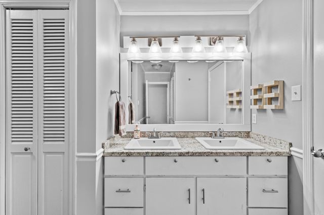 1319 E Republican Road, Jacksonville, AR 72076