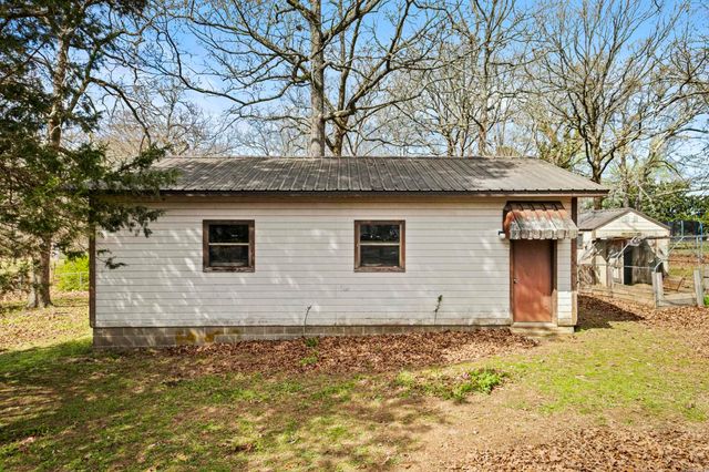 1319 E Republican Road, Jacksonville, AR 72076