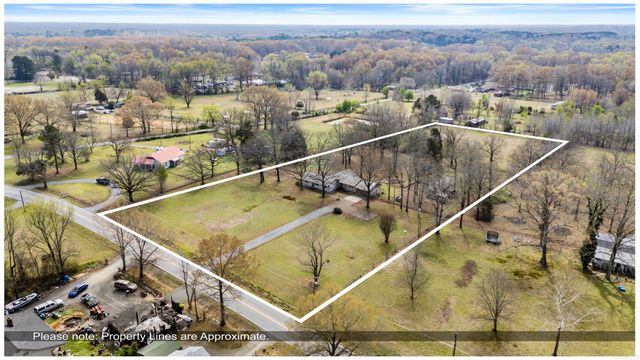 1319 E Republican Road, Jacksonville, AR 72076