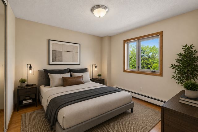 1800 Lasalle Avenue 101, Minneapolis, MN 55403