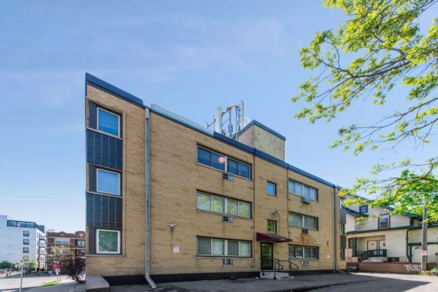 1800 Lasalle Avenue 101, Minneapolis, MN 55403