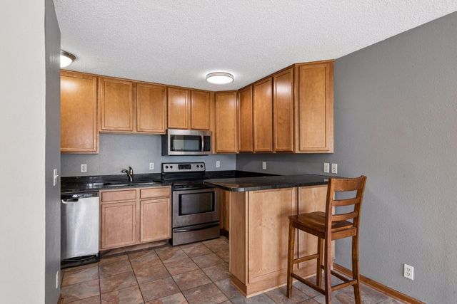1800 Lasalle Avenue 101, Minneapolis, MN 55403