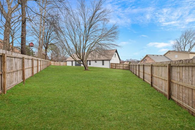 105 Carolina Ct, Smyrna, TN 37167